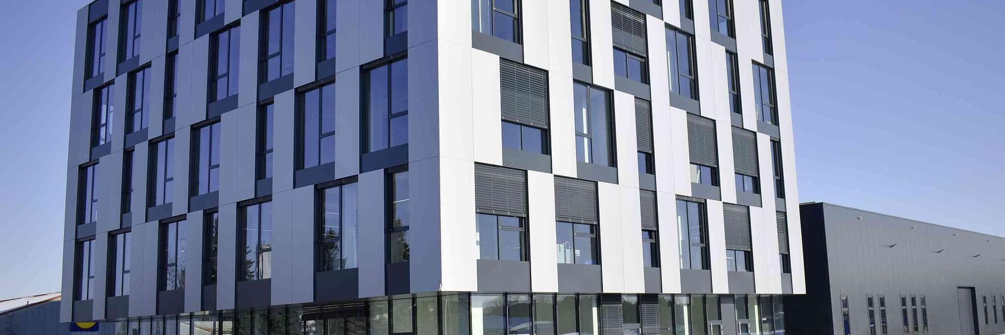 Umiestnenie budovy Wacker Neuson v Reichertshofene.