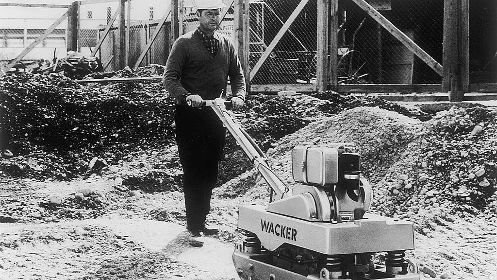 Prvá reverzná vibračná doska DVU v akcii.